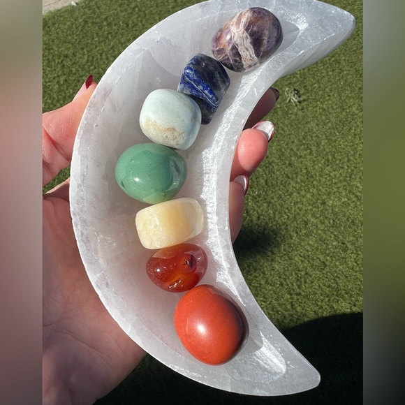 Selenite Crescent Moon Stone Set - Picture 5 of 7